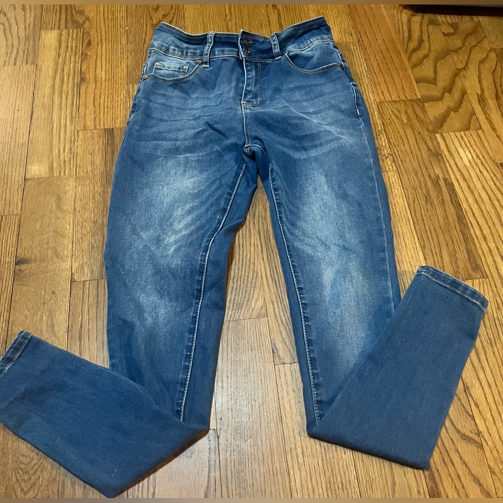 Dark wash Bien Bleu Stretch Skinny Jeans women's Size (3) 26